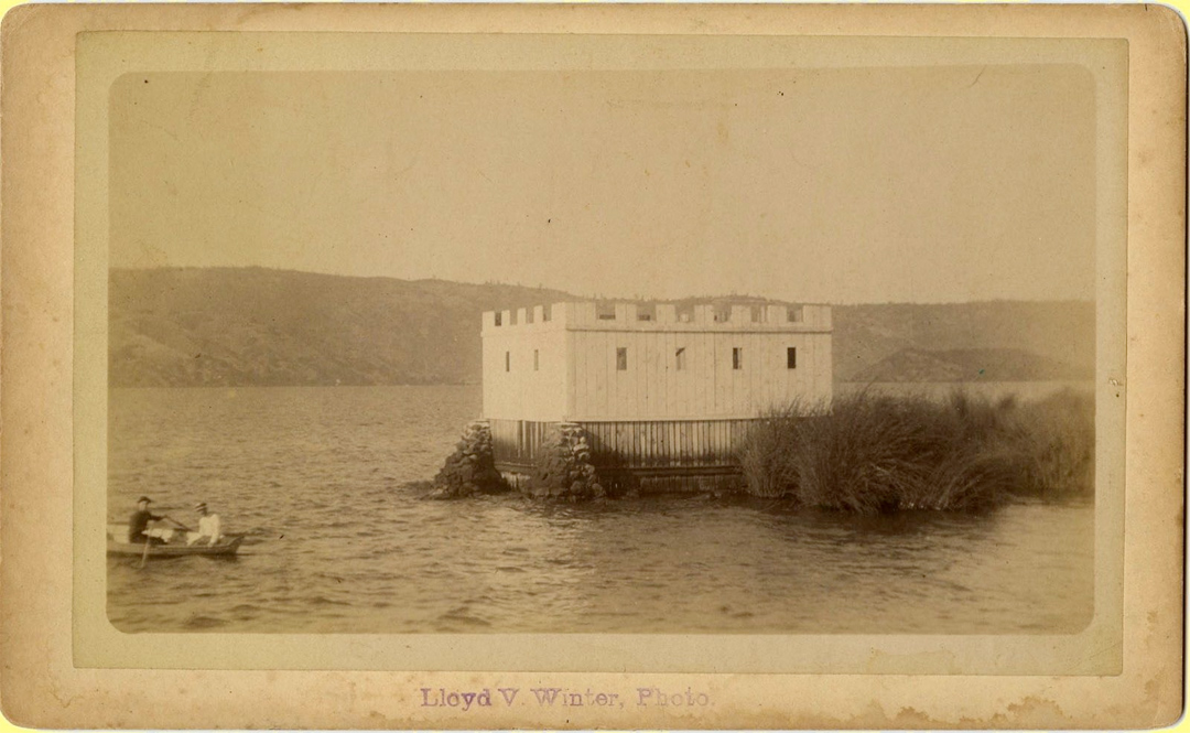 For sale: Original 1890's cabinet card
                          photograph of a huge duck blind made to look
                          like a castle, somewhere in the Juneau area.